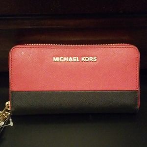 Michael Kors Wristlet